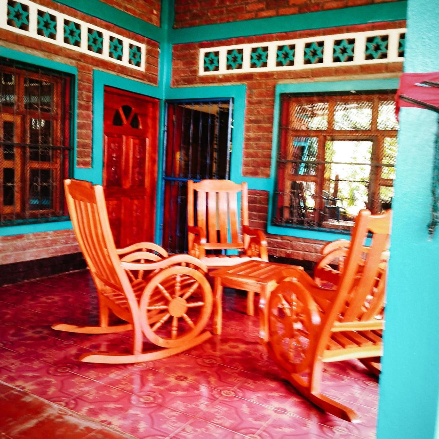 El Gueis Hostel Balgue Exteriér fotografie